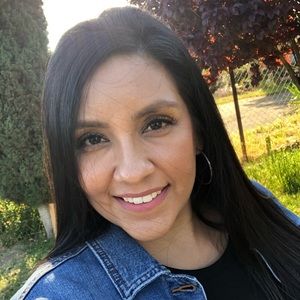 Meet your Posher, Anita